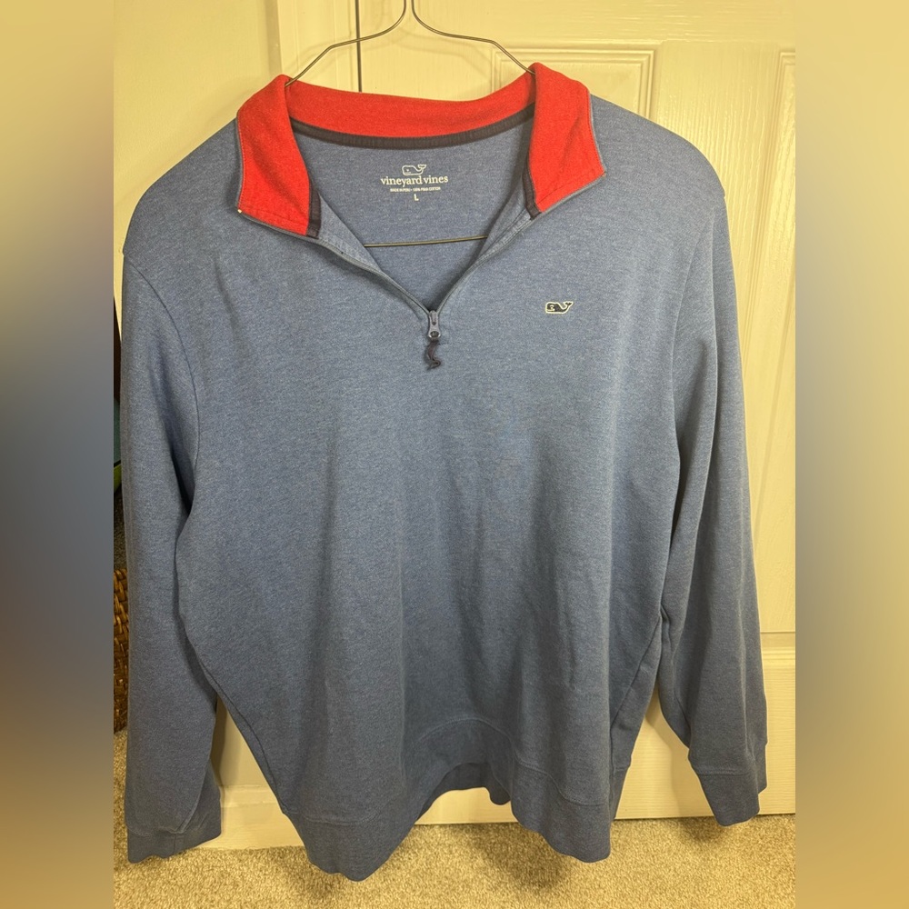Vineyard Vines V-Neck Sweater in Blue with Red Trim
